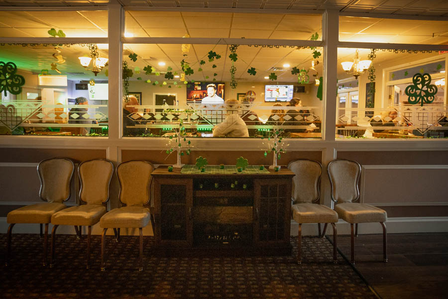Image of the Lynch's on the Green buffet area